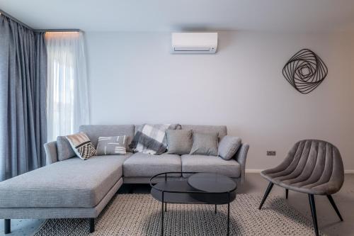 Emirates Luxury Apartment Free Parking Terrace, Sofia (photo 10)