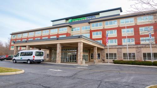 Holiday Inn Express Columbus Airport - Easton