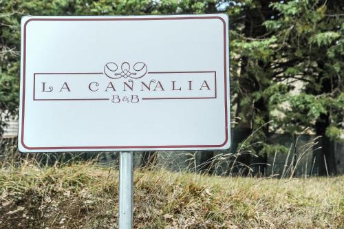 B&B La Cannalia - Accommodation - Teana
