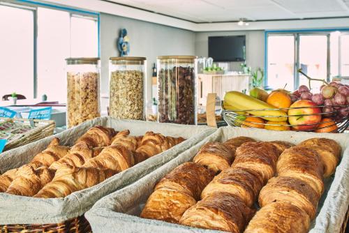 Kyriad Direct Evreux - image 5