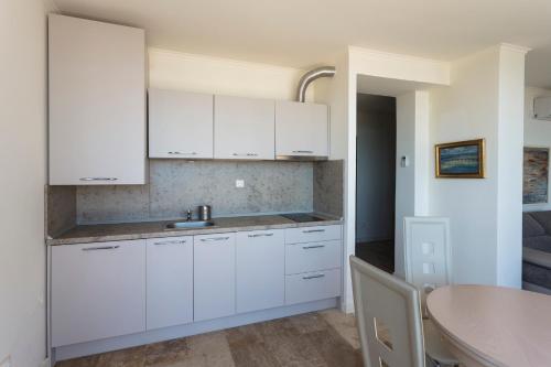 Apolonia Resort Apartments - main image