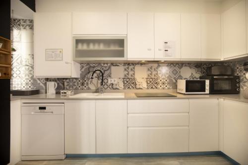 Cocina, Alojamientos Cantíber (Alojamientos Cantiber) in Santander