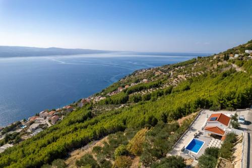 Villa Dream with private pool 2 bedrooms with en-suite bathrooms sea view - image 5