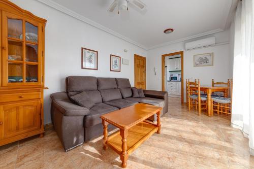Apartment Ramon Gallud 204 3