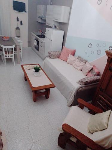  La vie en rose in Mola di Bari