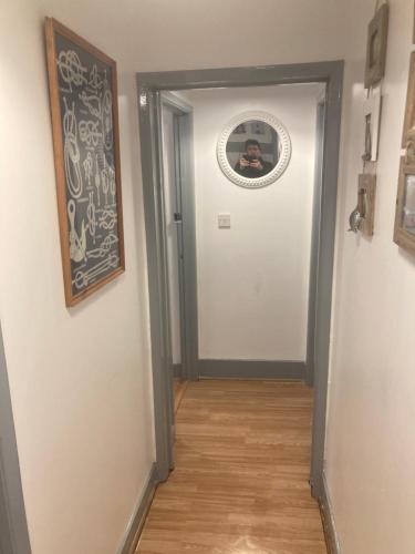 3 Bed Sea View Apartment @ 10B George Street in Nordvästra Ryde