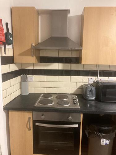 3 Bed Sea View Apartment @ 10B George Street in Nordvästra Ryde