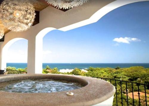 Ocean View Penthouse In Tamarindo w/ BeachClub Access