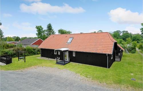 Cozy Home In Juelsminde With Sauna