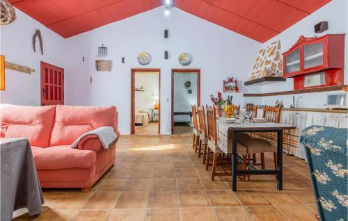 Lovely Home In La Puebla Los Infantes With Kitchenette