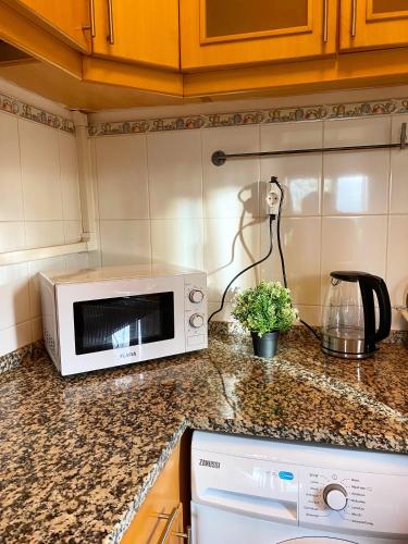 Lisbon Airport Guesthouse 5