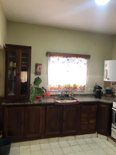 Kitchen, Alojamiento Temporario “LG” in Roque Sáenz Peña