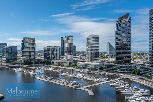 . Melbourne Private Apartments - Collins Street Waterfront, Docklands