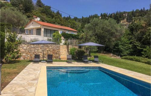Nice home in Callian with 4 Bedrooms, Jacuzzi and Outdoor swimming pool gîte à louer Saint-Cézaire-sur-Siagne