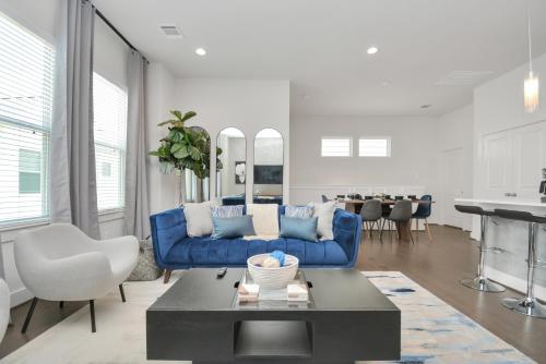 Casa Azure - New Modern 3 BR, Med Center, NRG, UH in Houston, USA