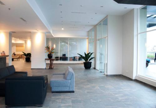 SKYLAND CITY HOTEL JATINANGOR