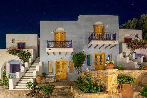 ทัศนียภาพภายนอกโรงแรม, Nefeli Hotel Leros in เลรอส