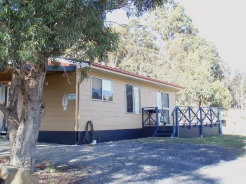 Highland Cabins And Cottages At Bronte Park In Australia