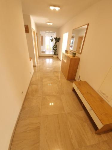 入口, Ferienwohnung Jehl in 艾英