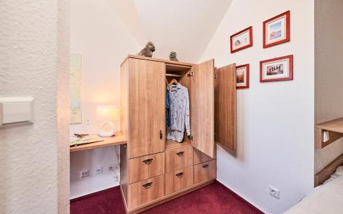 Three-Bedroom Apartment image 6