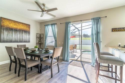 IT11013 - Windwood Bay - 5 Bed 4 Baths Villa in Davenport, USA