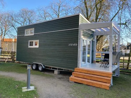 Tiny House Stever im PIER9 Tiny House Hotel in Hamm, Deutschland