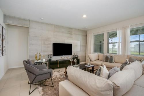 Solterra Resort - 6 Bed 5 Baths VILLA in Davenport, USA