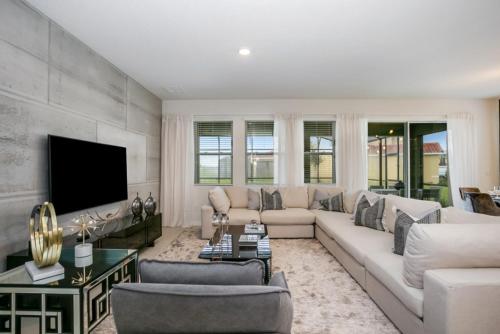 Solterra Resort - 6 Bed 5 Baths VILLA in Davenport, USA