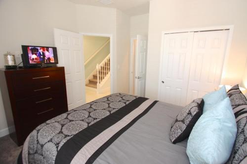 IT2561 - Serenity - 3 Bed 3 Baths Townhome in Orlando, USA