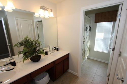 IT227 - Windsor Hills Resort - 6 Bed 4 Baths Villa - image 9