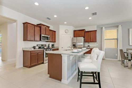 Solterra Resort - 7 Bed 4,5 Baths VILLA in Davenport, USA