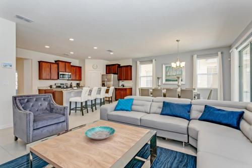 Solterra Resort - 7 Bed 4,5 Baths VILLA in Davenport, USA