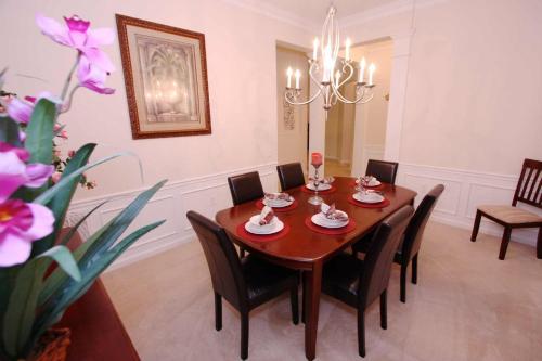 IT735 - Vista Cay Resort - 3 Bed 2 Baths Condo in Orlando, USA