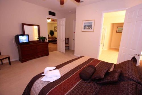 IT735 - Vista Cay Resort - 3 Bed 2 Baths Condo in Orlando, USA