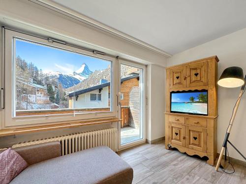 Eagle apartment with splendid and direct view of the Matterhorn