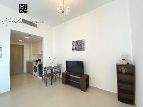 Mira Holiday Homes - Serviced Studio in Una Apartment, Дубай (фото 3)