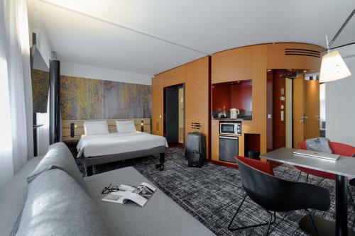 Novotel Suites München Parkstadt Schwabing - image 4