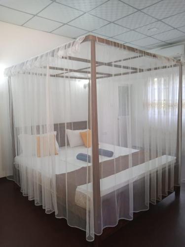 Standard Double Room image 3