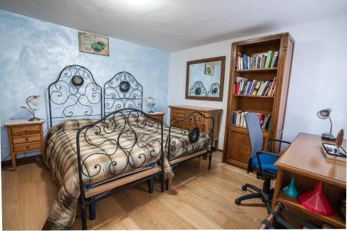 2 twin beds