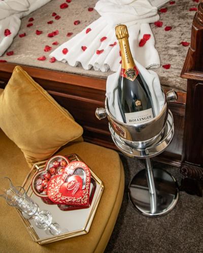 Beaumont Guest House - FREE off-site Health Club - Adults Only