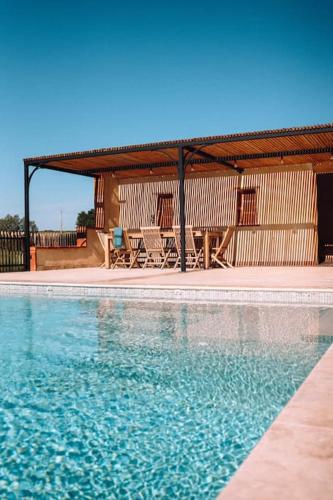 L'Héritier, maison climatisée, 12pers avec piscine