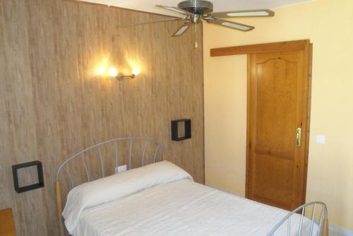 Hostal Cristina - image 13