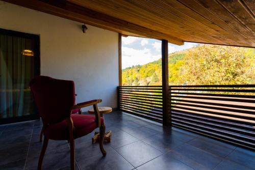Abant Villa Otel Room Type - Deluxe Double Room with Balcony