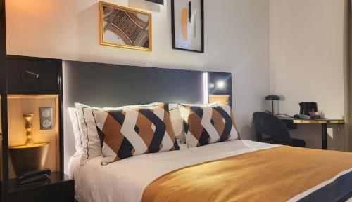 Star Champs-Elysées - image 12