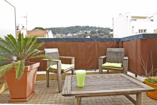 Appartement 6 personnes avec terrasse Le Port Nice