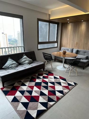 Apto Novo é confortável em Perdizes, ao lado do Allianz Park, cama king size, Sao Paulo