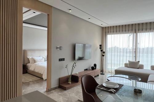 Royal Suite by the Ocean - By Appartali, Casablanca