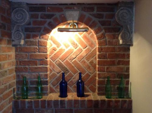 The Crown Hotel - image 8