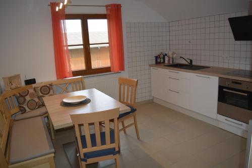 virtuve, Ferienwohnung Rißblick in Hochdorf (Baden-Wurttemberg)