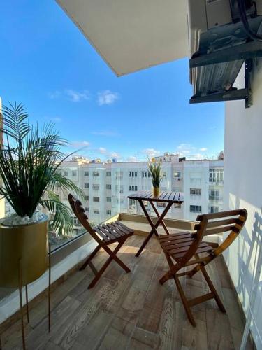 Charming Top Floor Bourgogne - By AppartAli, Casablanca